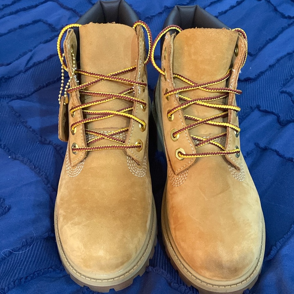 Boys Timberlands